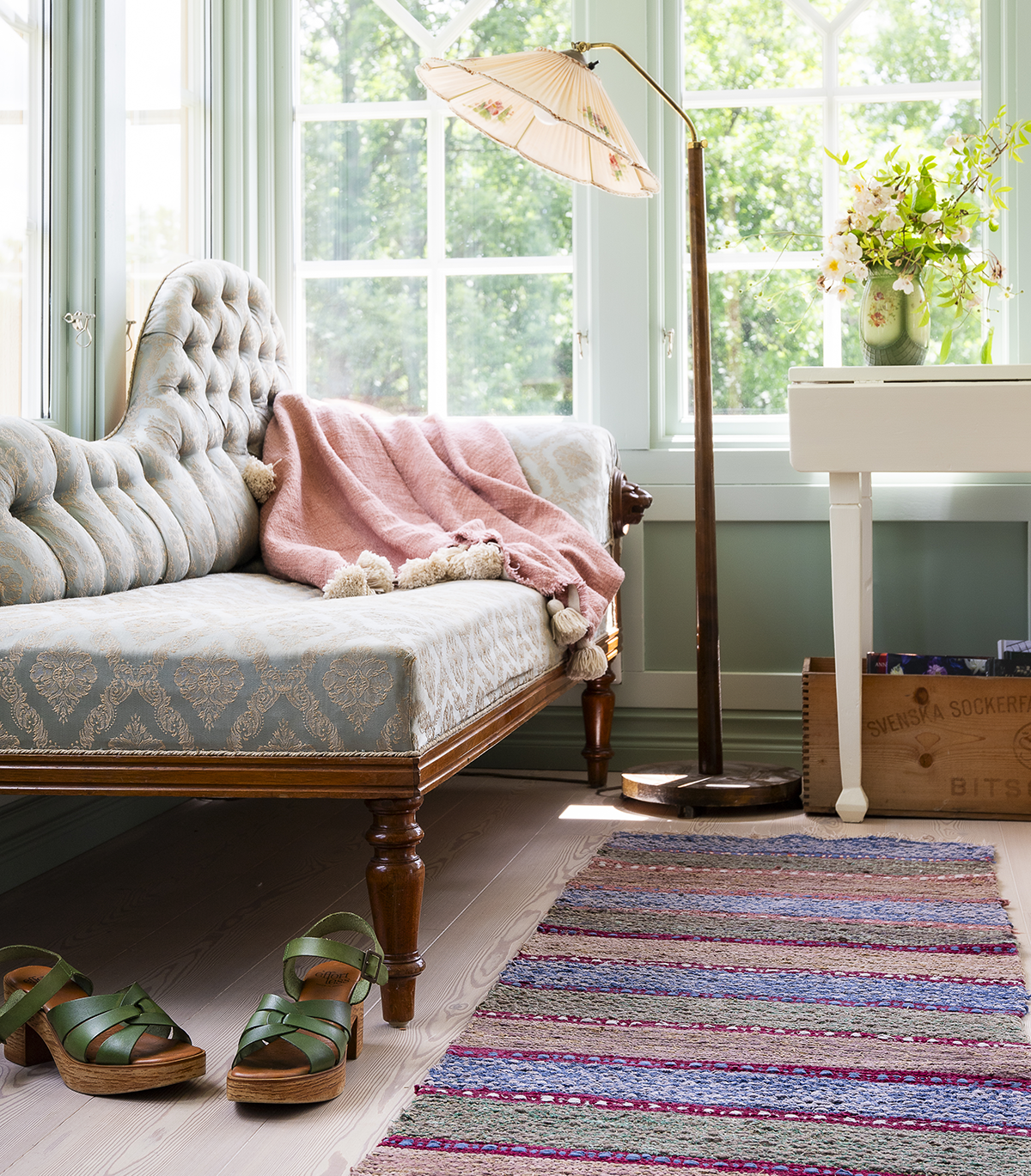 Rag Rug strped in living room